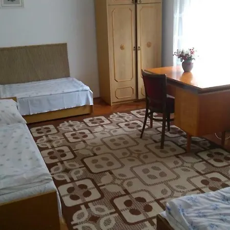 Holiday In 20191 Nyaraló *