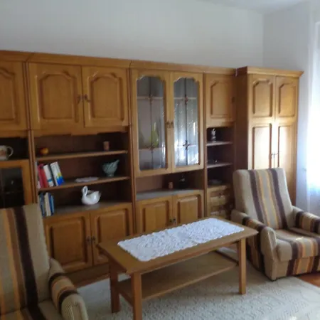 Nyaraló Holiday In 20191